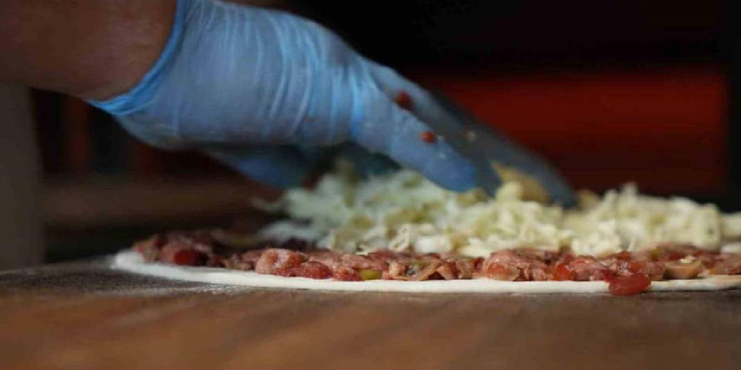 Türk mutfağından küresel atağa! Bursa’nın meşhur lezzeti şimdi İtalyan pizzasına rakip! 2